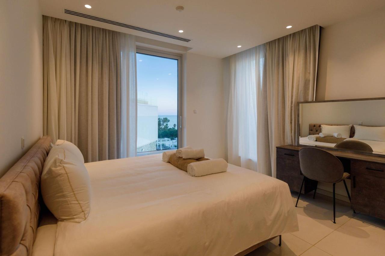 Love Bridge Seaview Villas Айя Напа Екстериор снимка